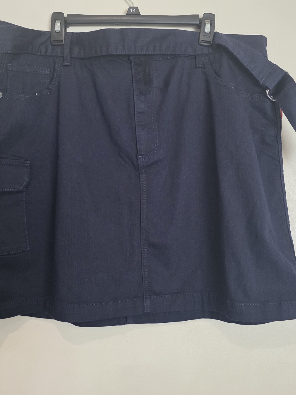 NWT EVRI Navy Denim Skirt with Branded Button Cargo Pockets Belted